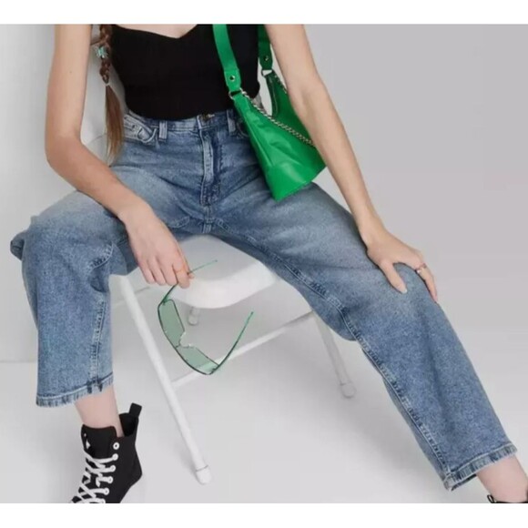 Women's High-Rise 90's Relaxed Slashed Straight Jeans Wild Fable Medium Wash 00 - Picture 4 of 6